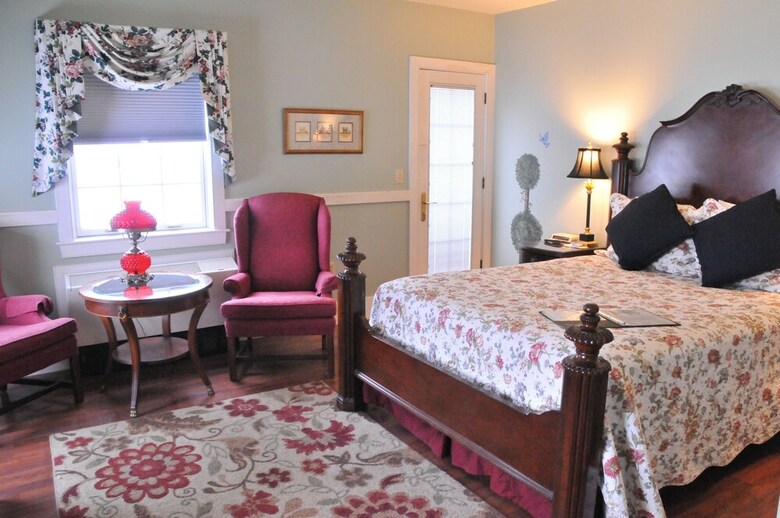 Posada Strong House Inn