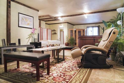 Posada Hartness House
