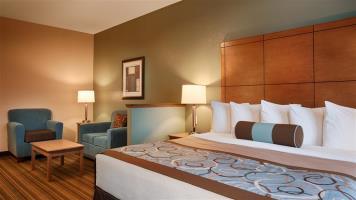 Best Western Plus Seminole Hotel & Suites
