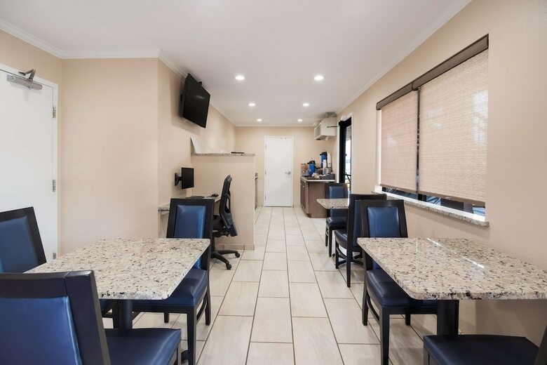Motel Best Western - Mckenzie