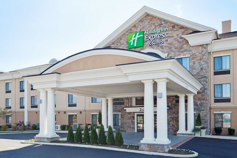 Holiday Inn Express Hotel & Suites Warminster-doylestown