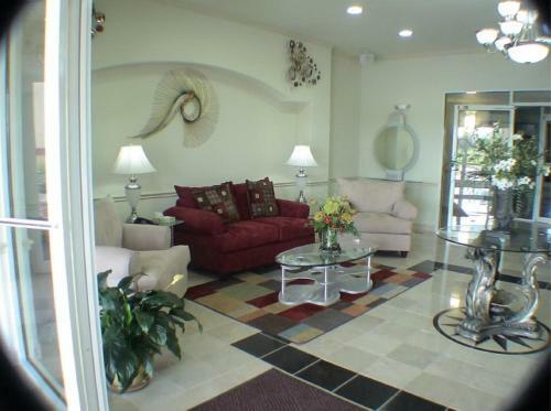 Hotel Budget Host Inn And Suites Cameron