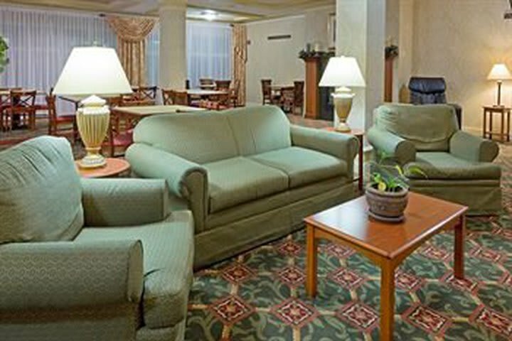 Hotel Holiday Inn Express & Suites Peekskill-lower Hudson Valley