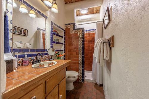 Adobe And Pines Inn Bed And Breakfast