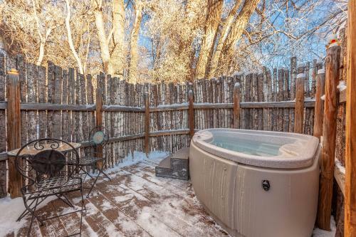 Adobe And Pines Inn Bed And Breakfast