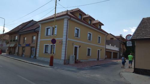 Hostal Penzi�n Gal�ria