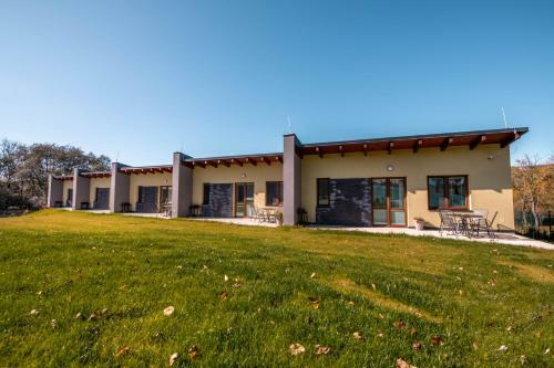 Sojka Resort - Hotel & Drevenice