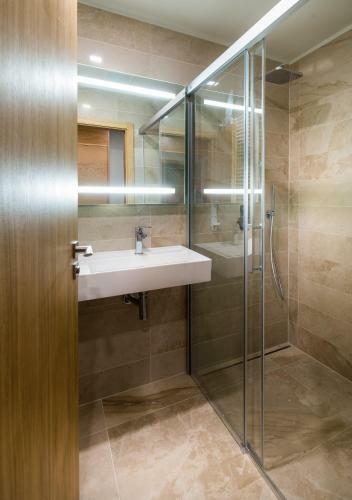Hotel Galeria Thermal Be?e?ov�