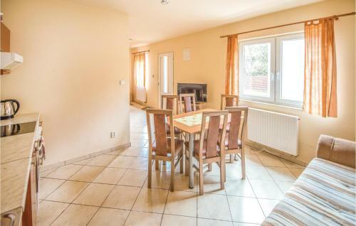 Two-bedroom Holiday Home In Liptovsky Trnovec