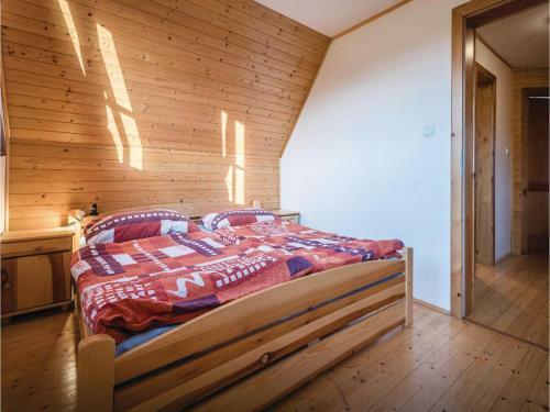 Three-bedroom Holiday Home In Liptovsky Trnovec