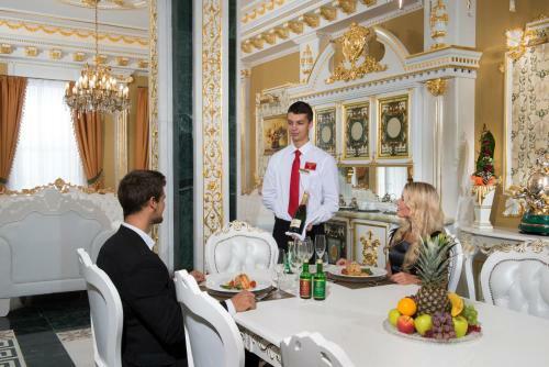 Hotel Aphrodite Palace