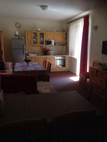 Apartamento Guest House Privat Pod Lesom