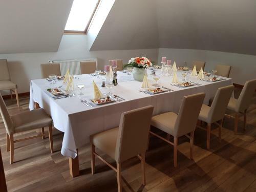 Hostal Sabbia Ristorante - Re?taur�cia A Ubytovanie Prievidza