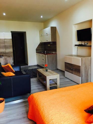 Hostal Penzi�n Hradby