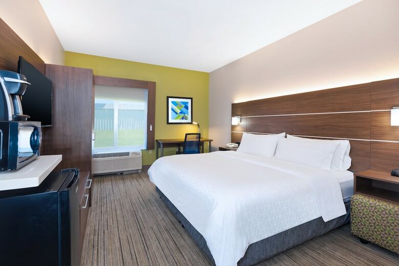 Hotel Holiday Inn Express And Suites Three Rivers