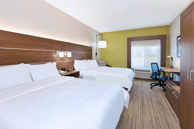 Hotel Holiday Inn Express And Suites Three Rivers