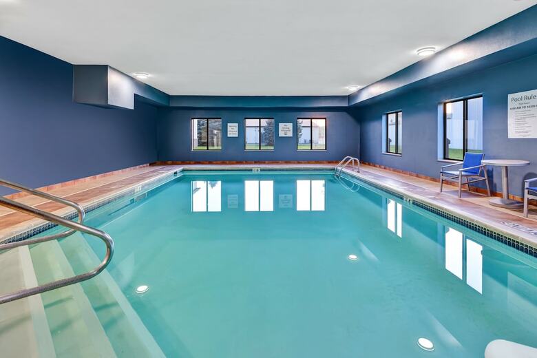 Hotel Holiday Inn Express And Suites Three Rivers