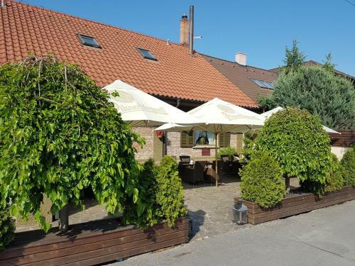 Hostal Barock Restaurant & Pension
