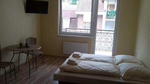 Orava- Just�na