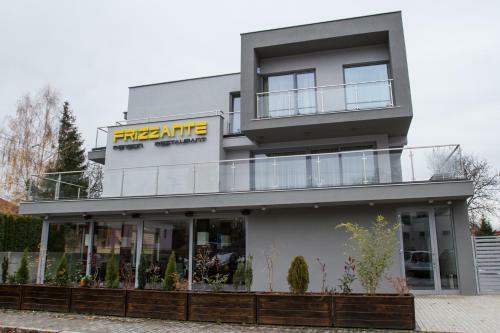 Hostal Guest House Frizzante