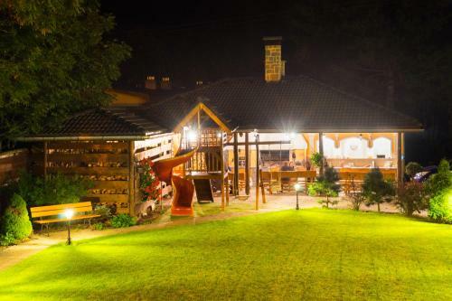 Hostal Penzi�n Kastiel Hanus