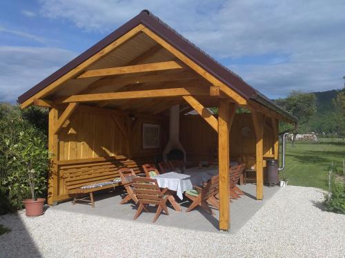 Apartamento Penzi�n Anika