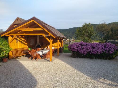 Apartamento Penzi�n Anika