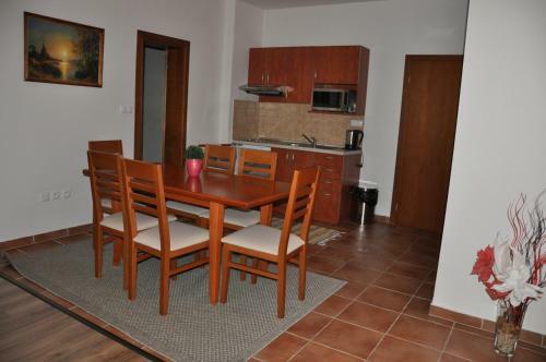 Aparthotel Fatrapark 2 Apartments House