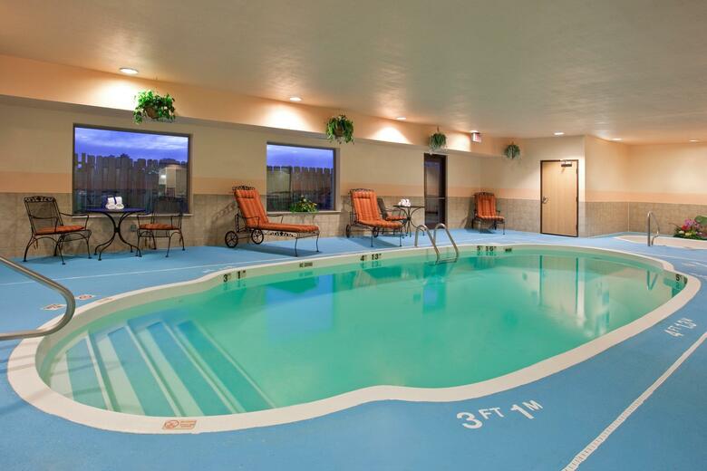 Hotel Holiday Inn Express Kendallville