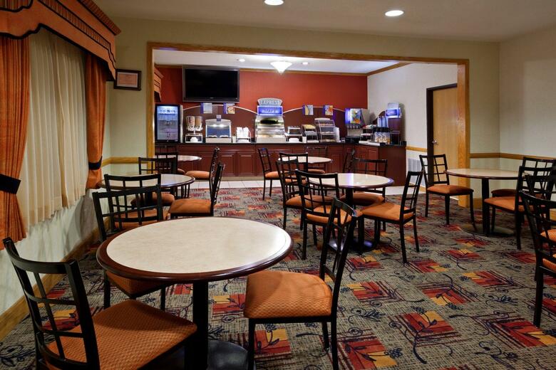 Hotel Holiday Inn Express Kendallville