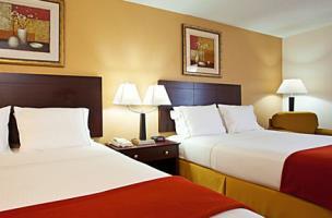 Holiday Inn Express Hotel & Suites Chicago-oswego