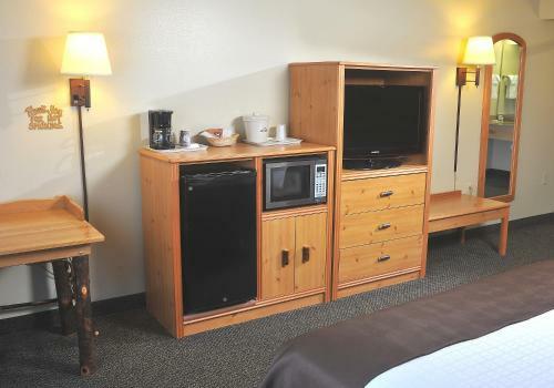 Hotel Americinn Lodge And Suites - Oswego