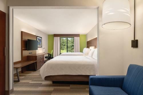 Holiday Inn Express Hotel & Suites Lavonia