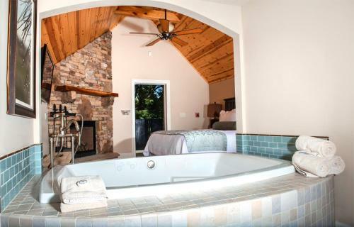 Hotel Brasstown Valley Resort & Spa