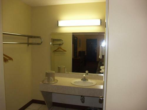 Deerwood Resort Motel And Campgrounds