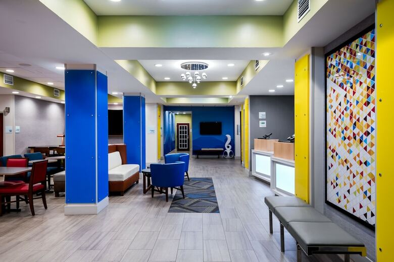 Holiday Inn Express Hotel & Suites Bartow