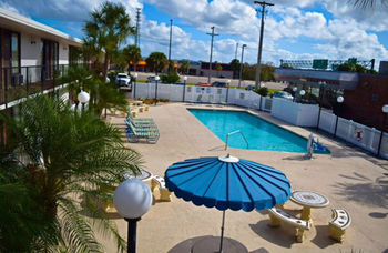 Hotel Stay Inn - Bartow