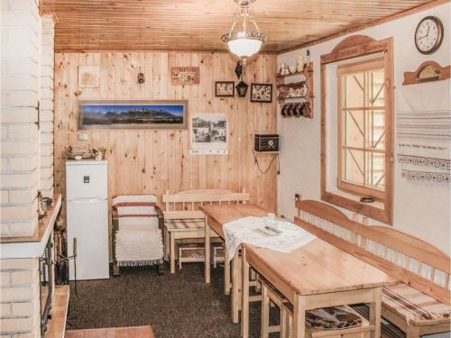 Three-bedroom Holiday Home In Strba