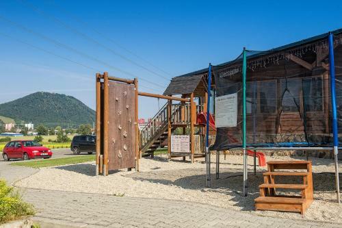 Hotel Penzion Saris Park