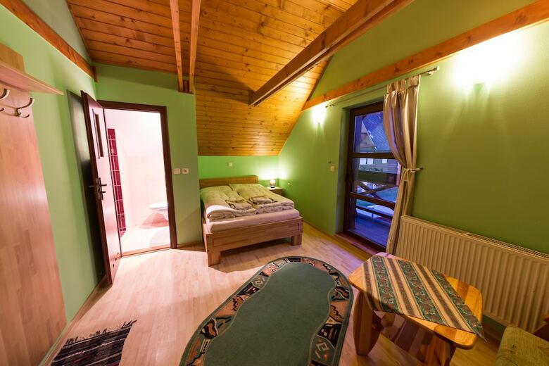 Hostal Penzion Zet
