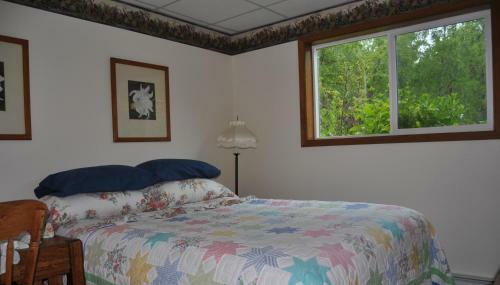Daniels Lake Lodge B&B