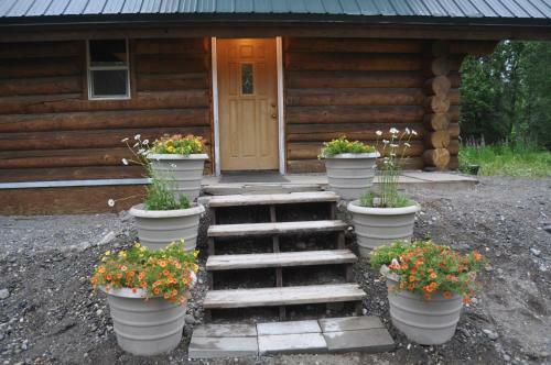 Daniels Lake Lodge Cabins