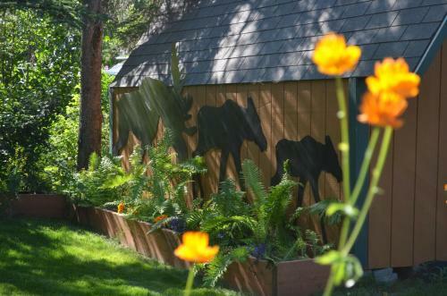 Alaska's Lake Lucille Bed & Breakfast