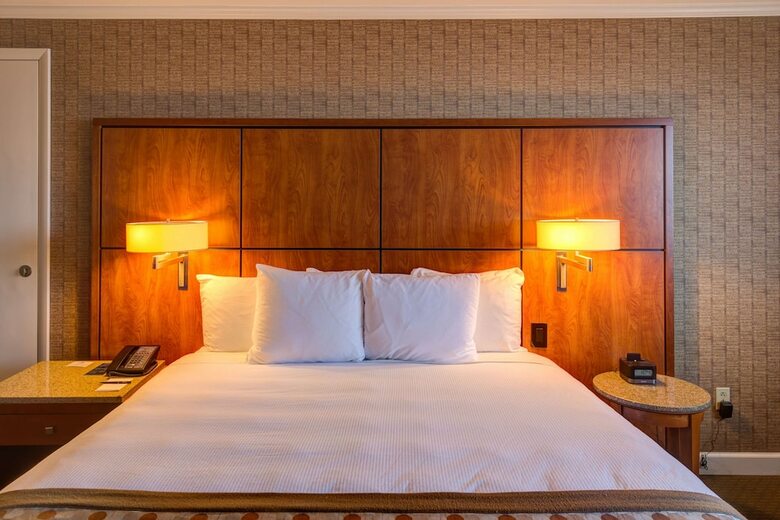 Hotel Doubletree By Hilton Akron Fairlawn