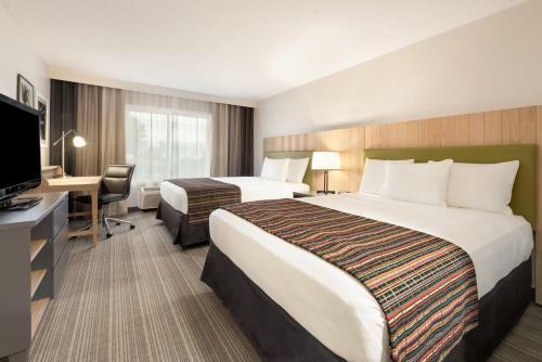 Hotel Country Inn & Suites Chippewa Falls
