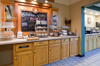 Americinn Hotel & Suites Chippewa Falls