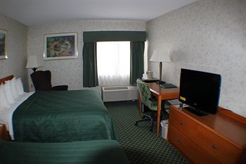Hotel All Seasons Inn And Suites