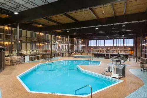 Posada Park Inn By Radisson Sharon