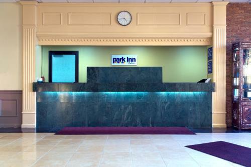 Posada Park Inn By Radisson Sharon