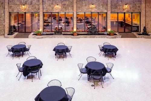 Posada Park Inn By Radisson Sharon